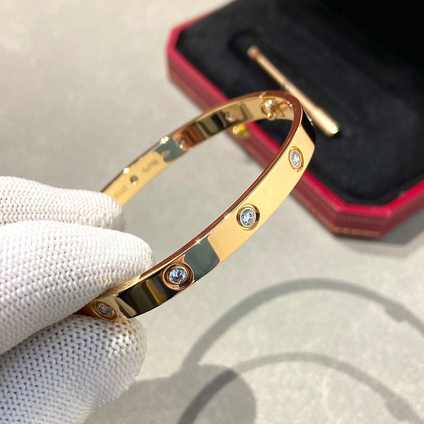 [ORA]LOVE BRACELET 6.1MM 10 DIAMONDS