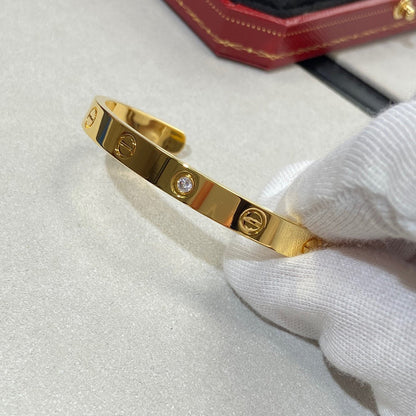 [ORA]LOVE BRACELET 6.1MM 1 DIAMOND OPEN CUFF