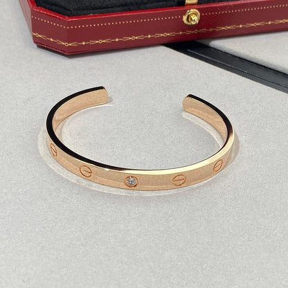 [ORA]LOVE BRACELET 6.1MM 1 DIAMOND OPEN CUFF