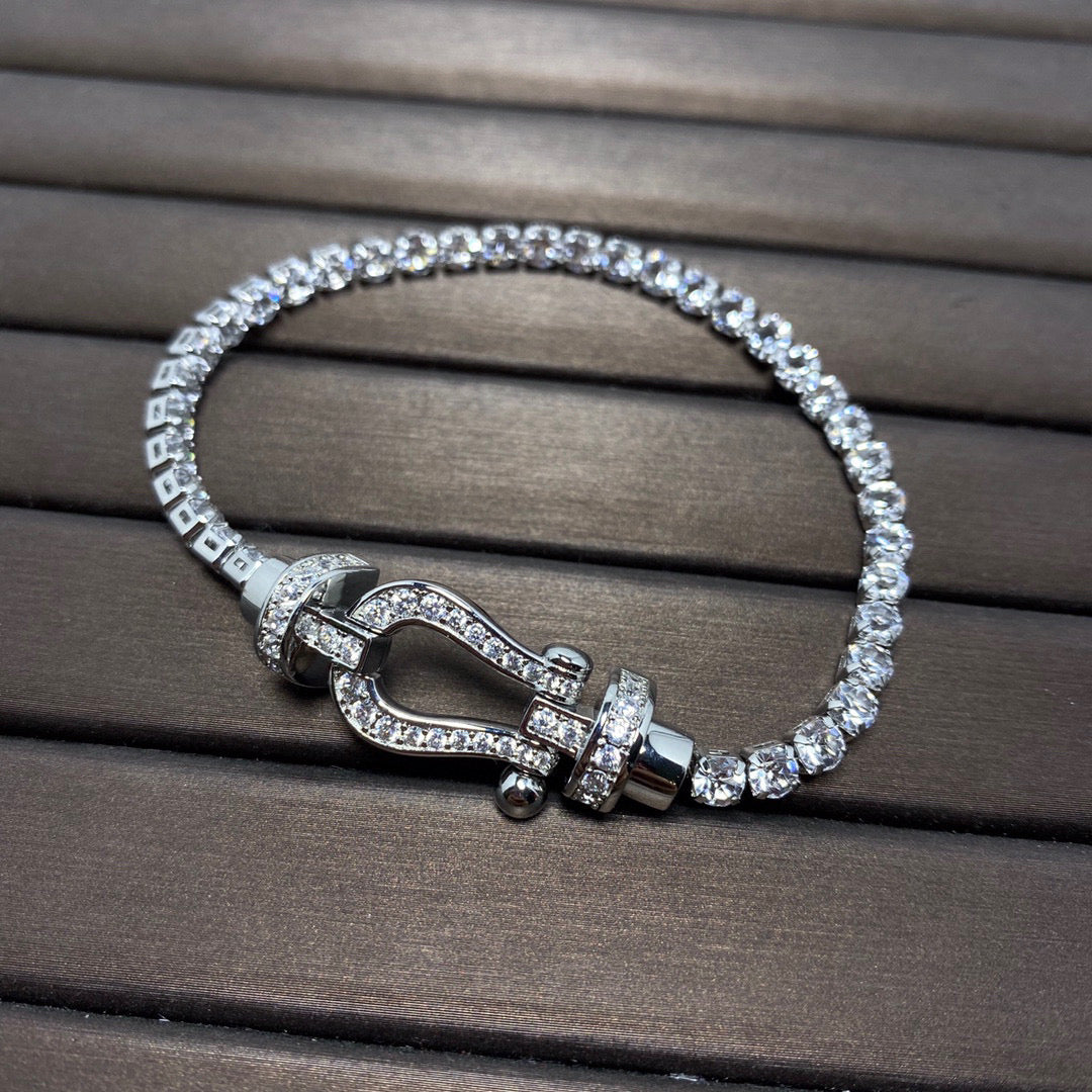 [ORA]FORCE  LARGE HORSESHOE FULL DIAMOND TENNIS BRACELET