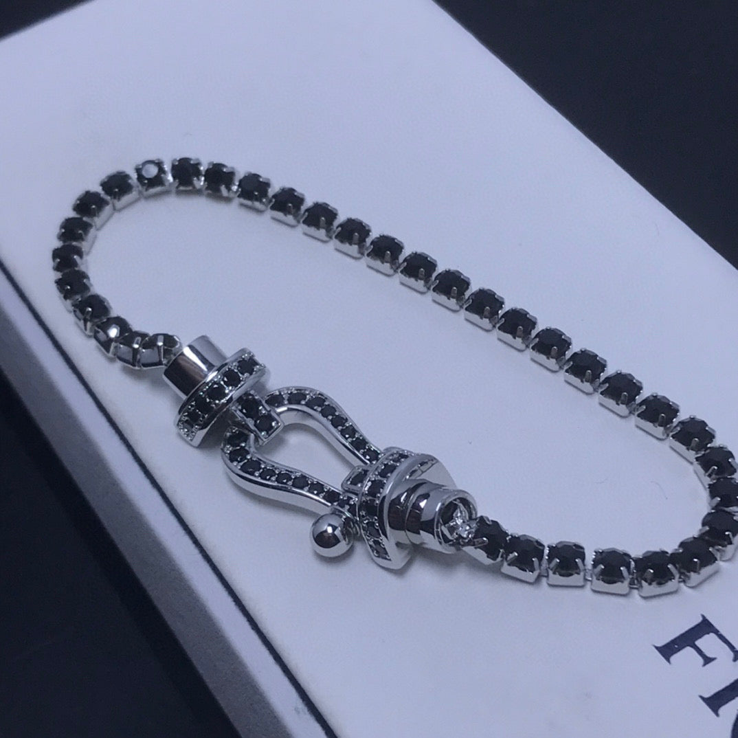 [ORA]FORCE  LARGE HORSESHOE FULL DIAMOND TENNIS BRACELET