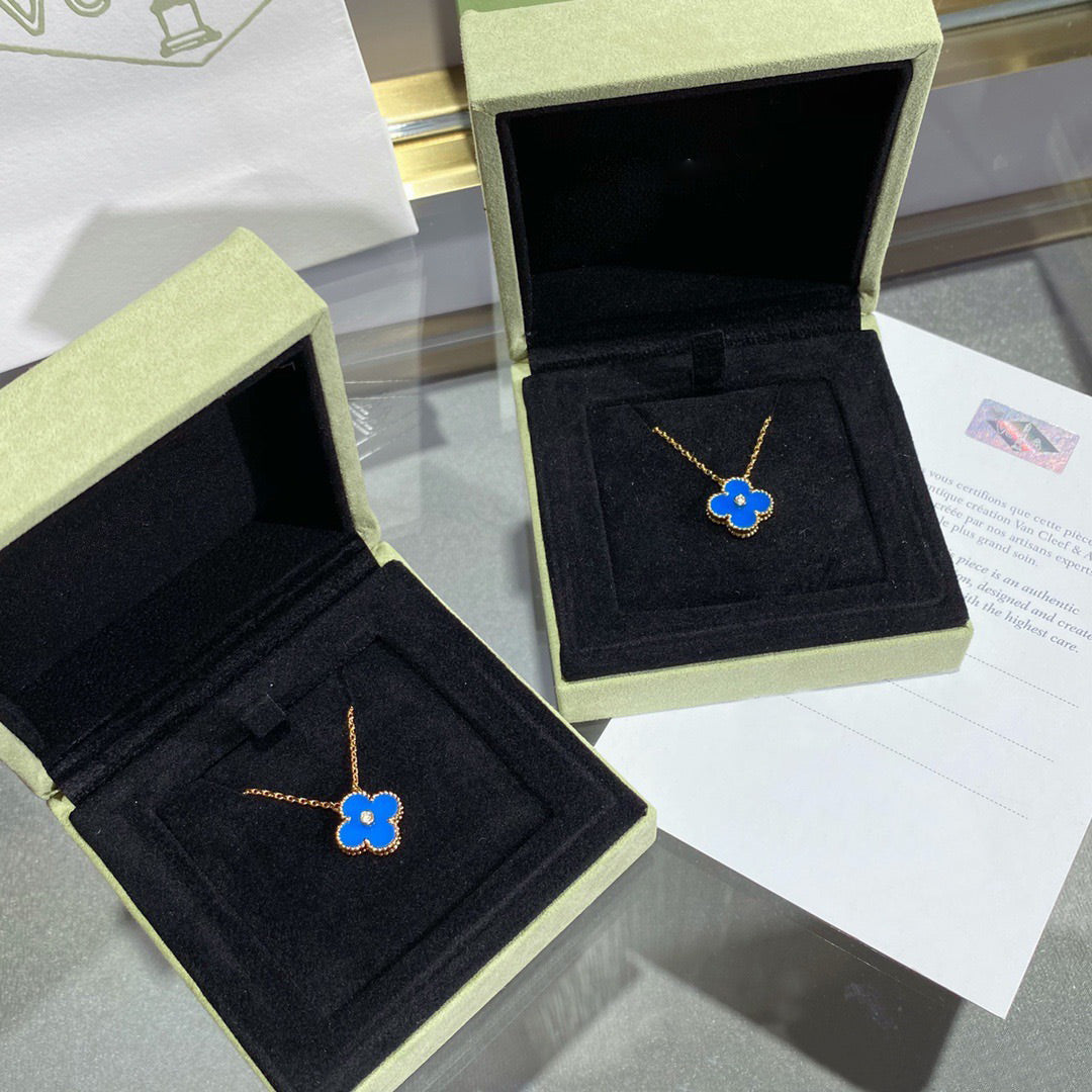 [ORA]CLOVER 15MM DIAMOND AND BLUE AGATE NECKLACE