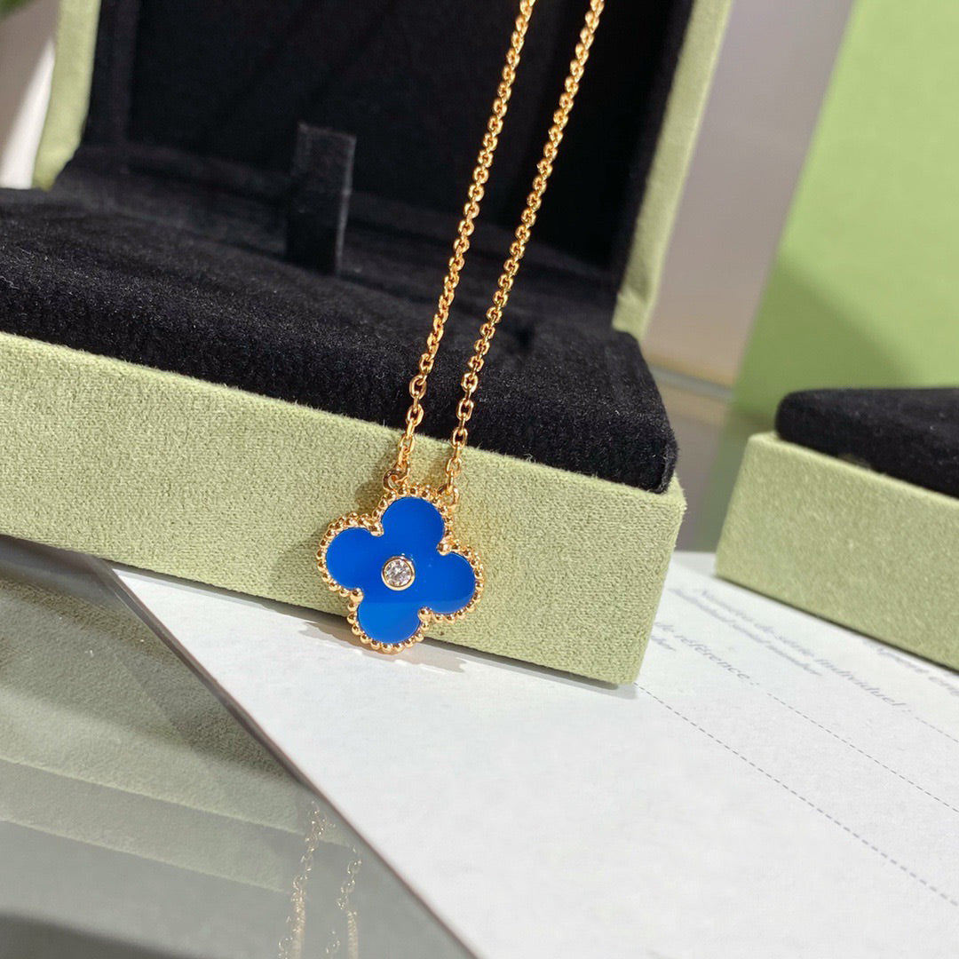 [ORA]CLOVER 15MM DIAMOND AND BLUE AGATE NECKLACE