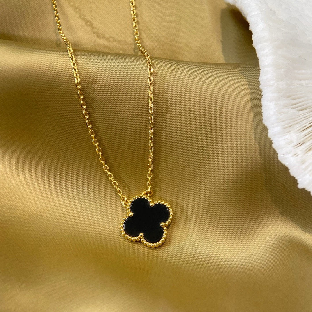 [ORA]CLOVER 15MM BLACK ONYX SINGLE FLOWER NECKLACE
