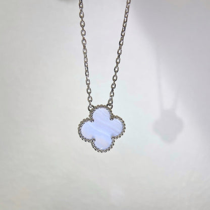 [ORA]CLOVER 15MM BLUE CHALCEDONY NECKLACE SILVER