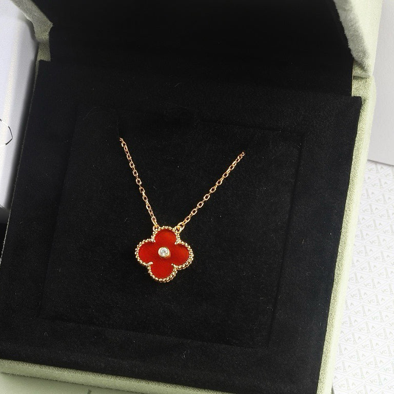 [ORA]CLOVER 15MM DIAMOND CARNELIAN NECKLACE