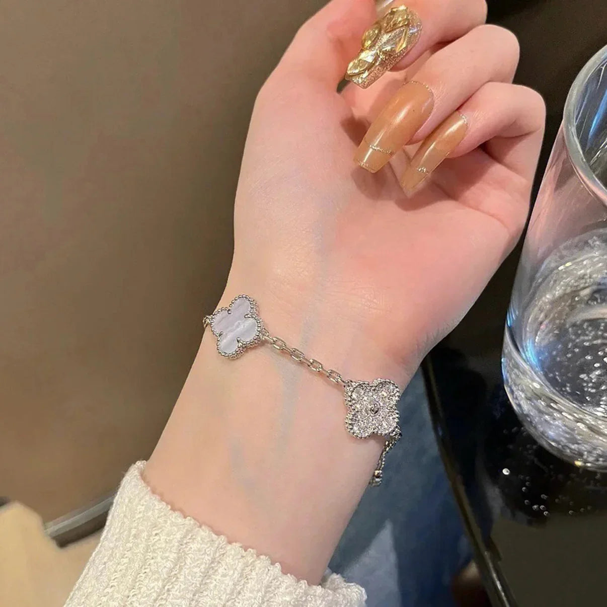 [ORA] CLOVER 5 MOTIF PURPLE CHALCEDONY BRACELET COLLECTION