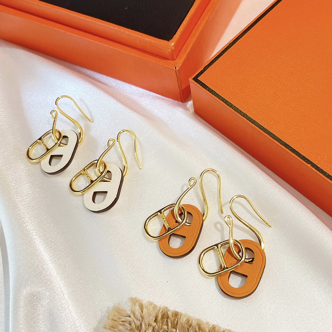 [ORA]HM O'MAILLON GOLD EARRINGS