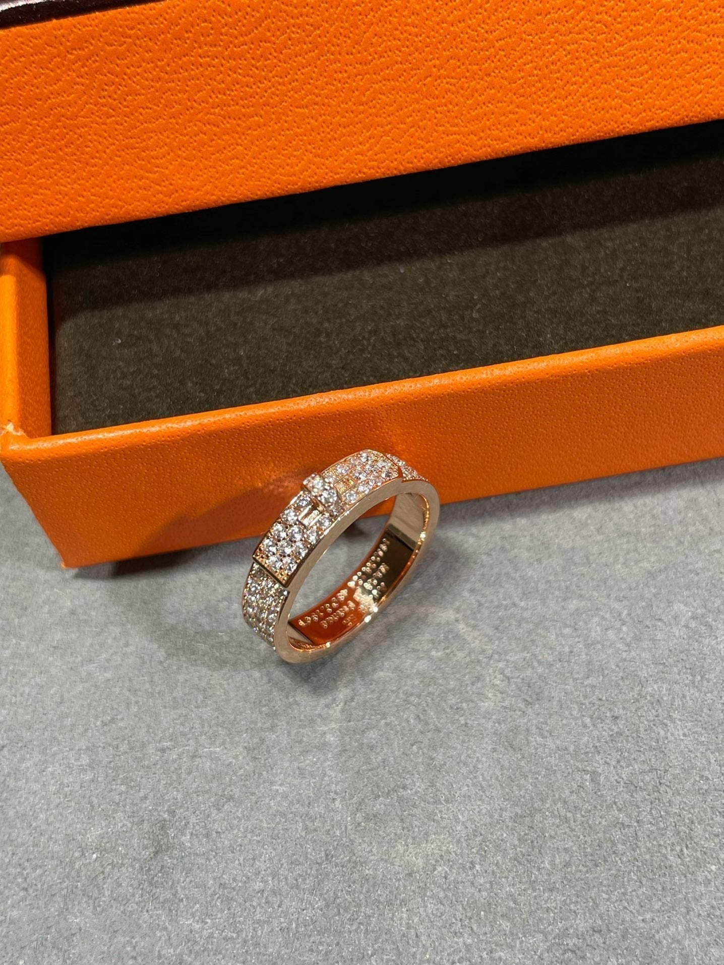 [ORA]KELLY PINK GOLD DIAMOND RING
