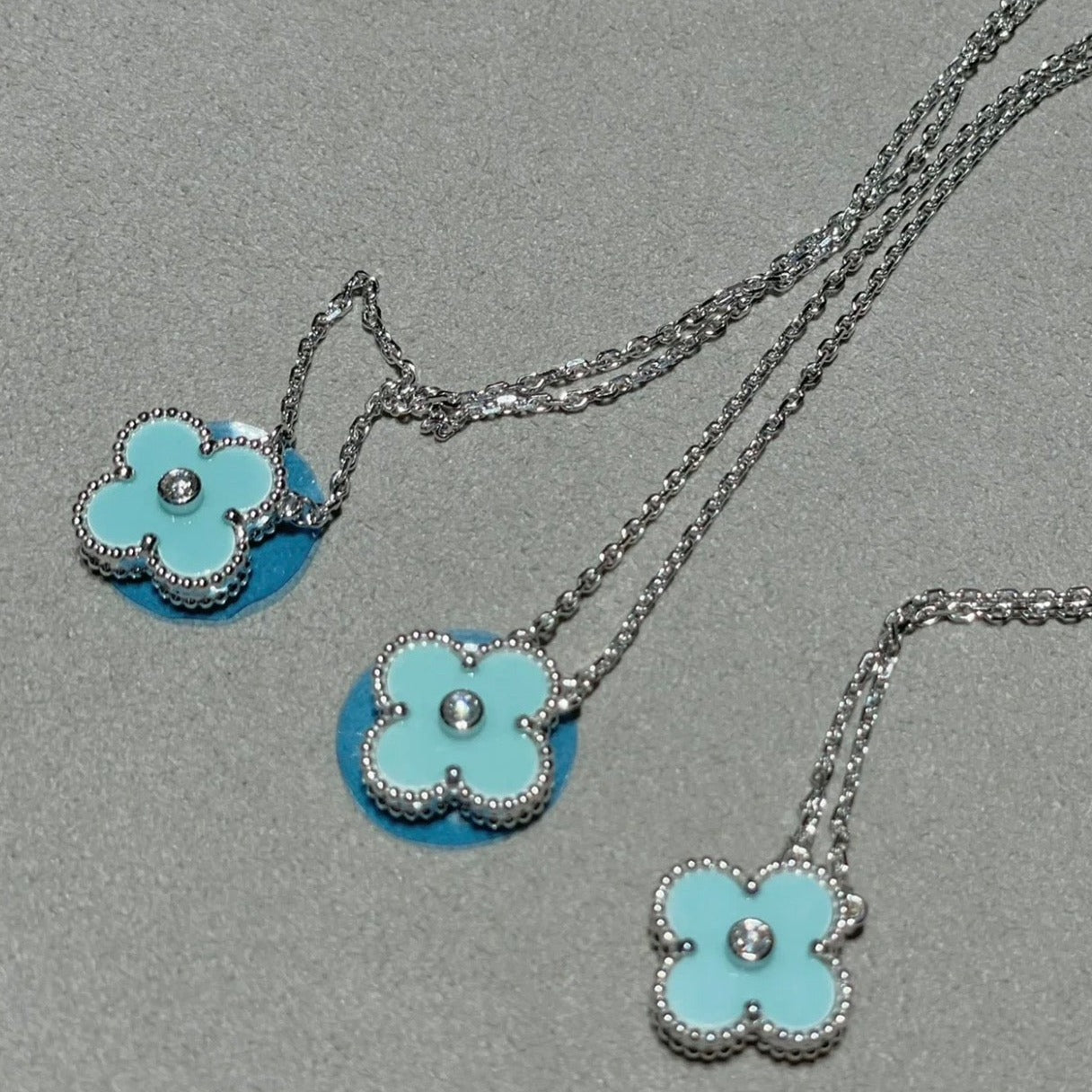 [ORA]CLOVER 1 DIAMOND LIGHT BLUE SILVER NECKLACE
