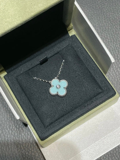 [ORA]CLOVER 1 DIAMOND LIGHT BLUE SILVER NECKLACE