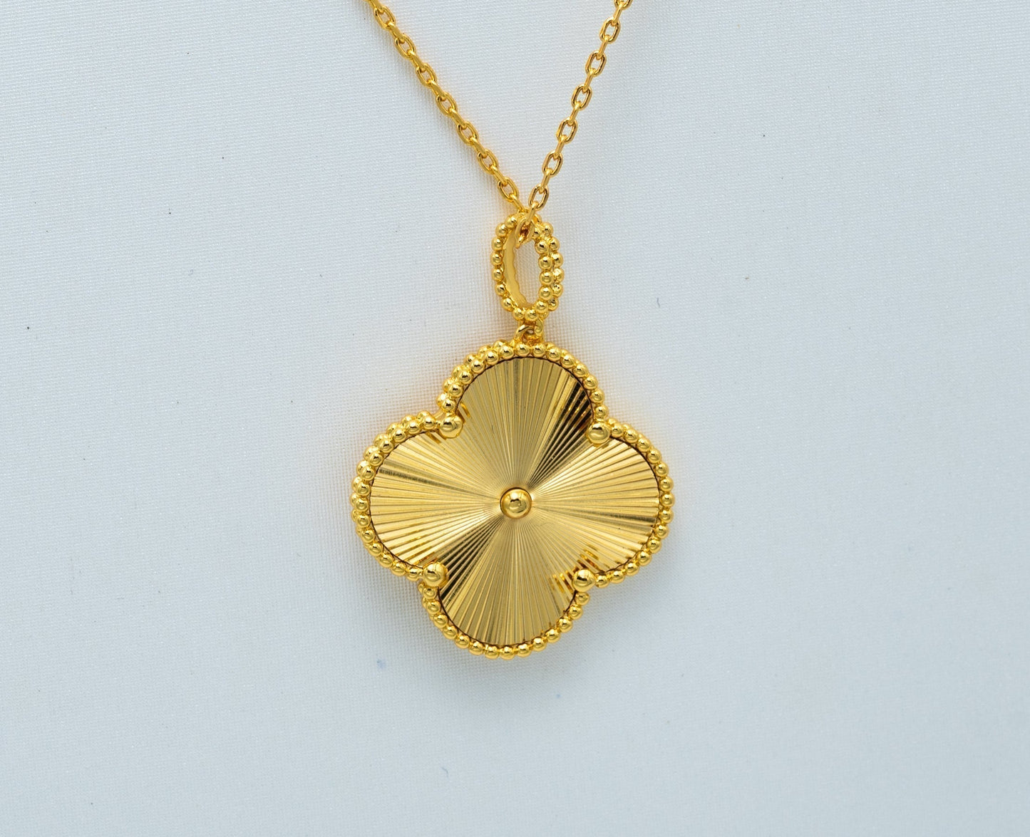 [ORA]CLOVER 25MM ANHÄNGER-HALSKETTE GOLD