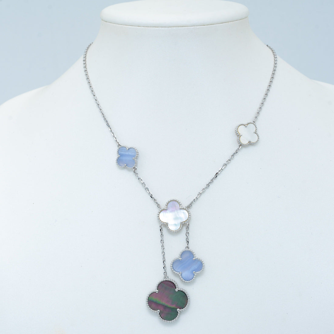 [ORA]CLOVER MOP CHALCEDONY NECKLACE SILVER 6 MOTIF