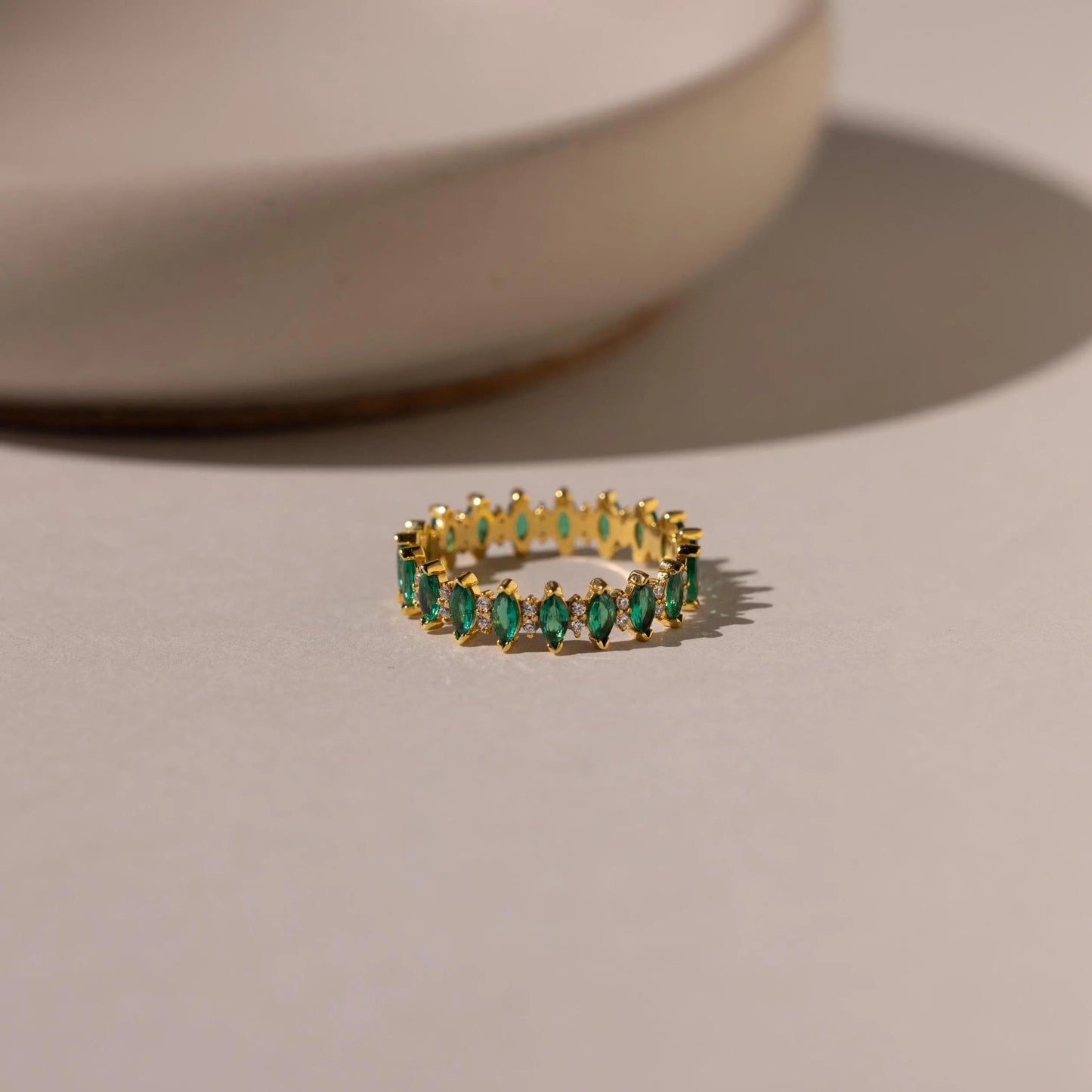 Marquise-Ring mit Geburtsstein und Unendlichkeitsmotiv