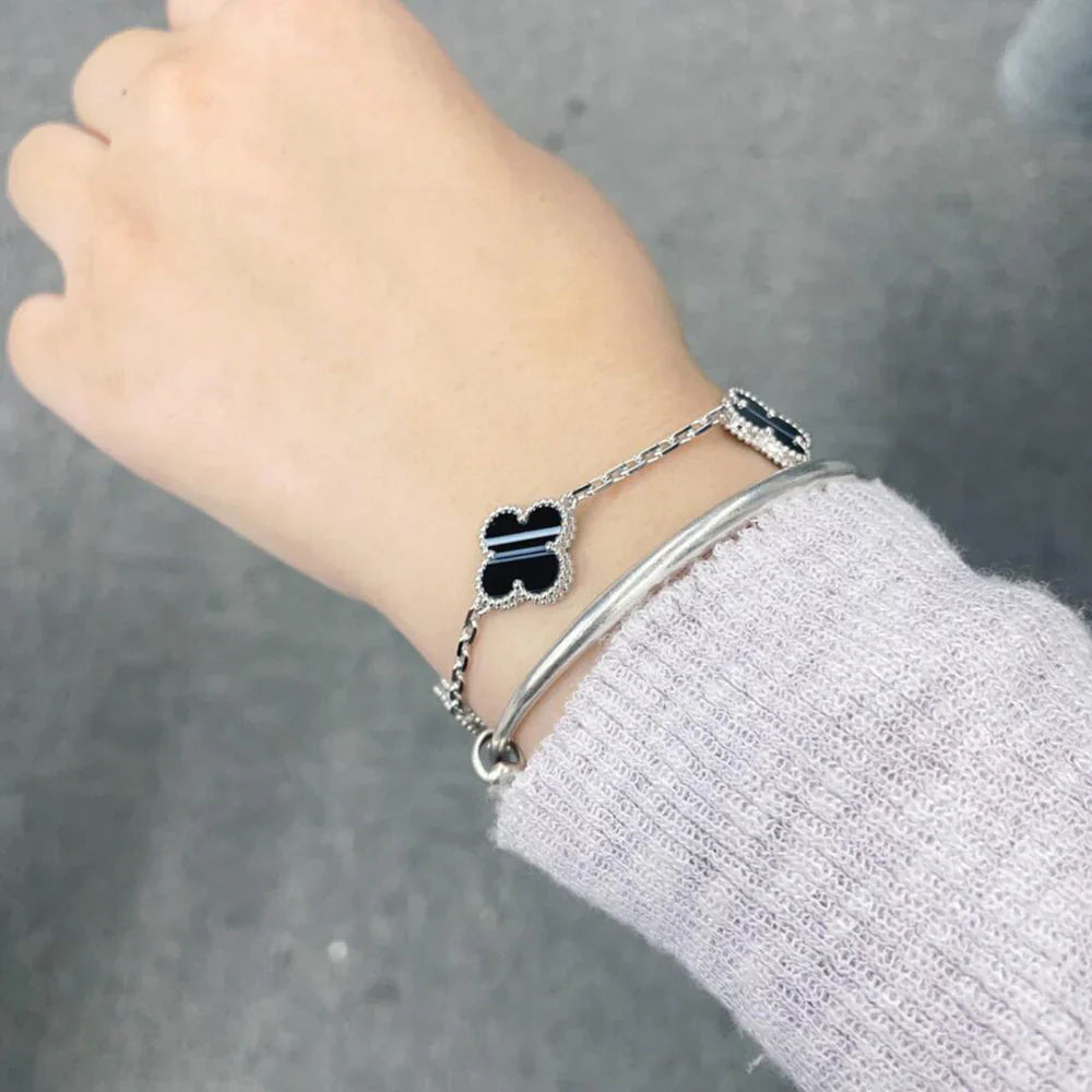 [ORA] CLOVER 5 MOTIF PULSAR STONE BRACELET COLLECTION