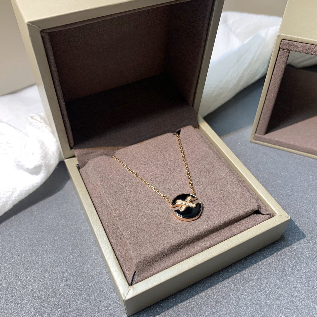 [ORA]JEUX DE PINK GOLD DIAMOND NECKLACE