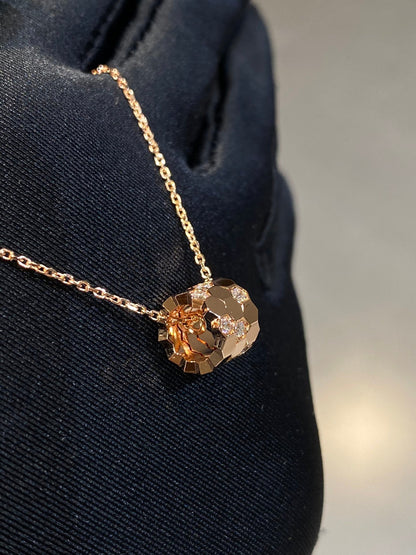 [ORA]BEE LOVE DIAMOND NECKLACE