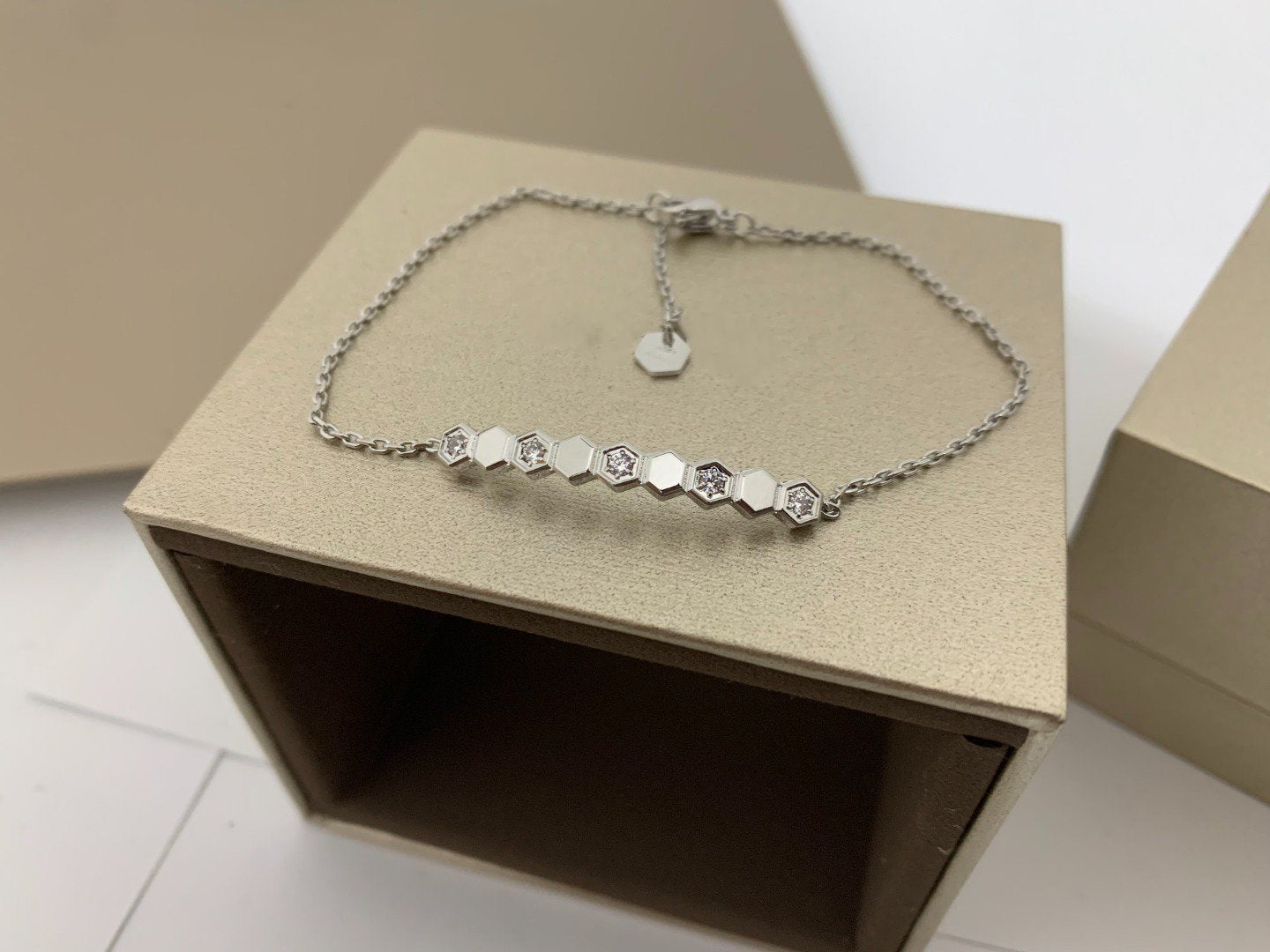 [ORA]BEE LOVE BRACELET DIAMOND
