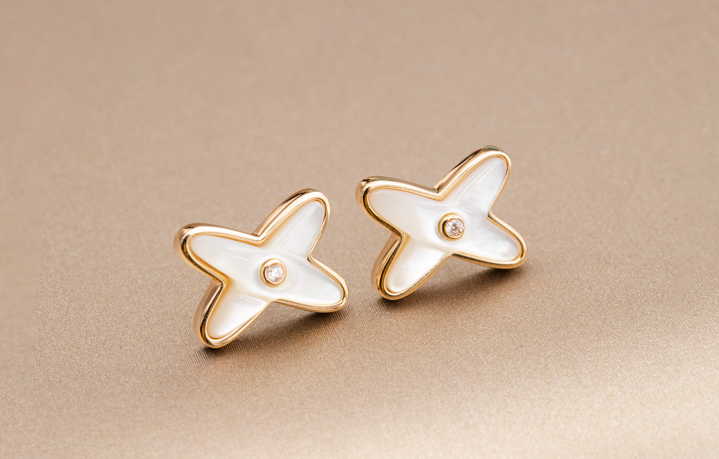 [ORA]JEUX DE WHITE MOP ROSE GOLD DIAMOND EARRINGS