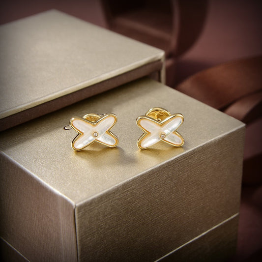 [ORA]JEUX DE WHITE MOP GOLD DIAMOND EARRINGS