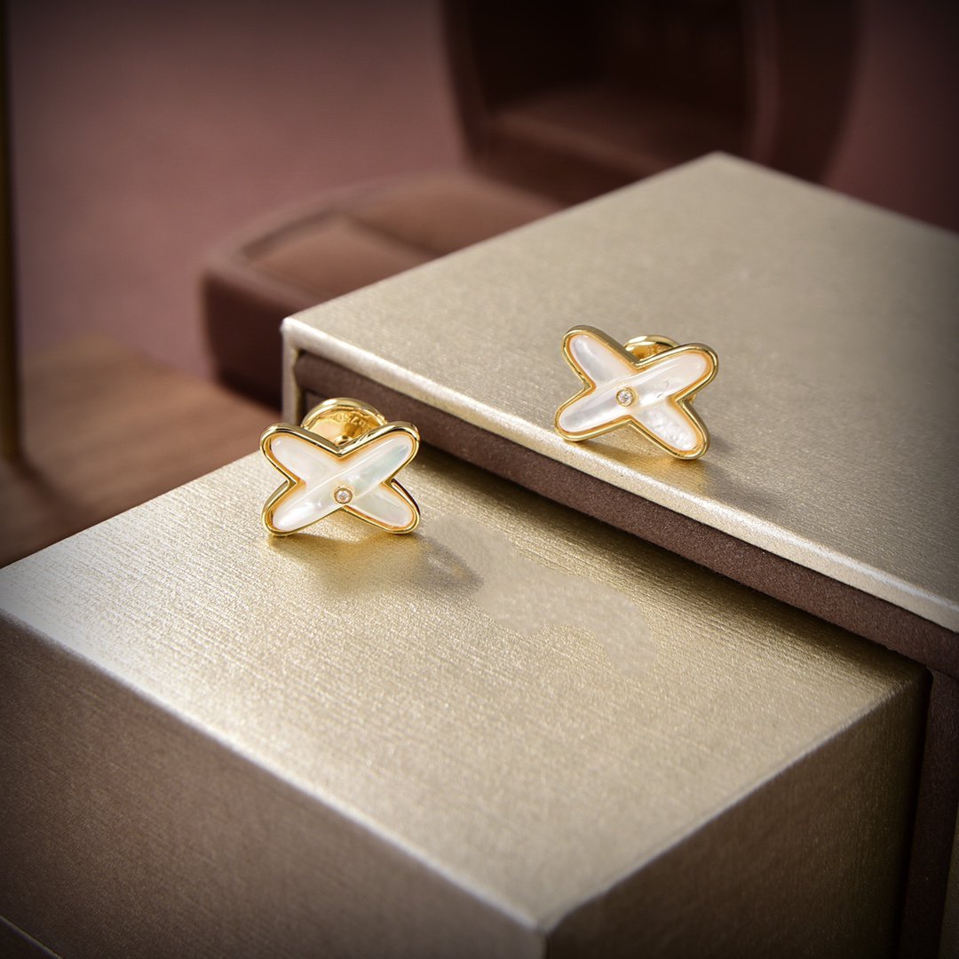 [ORA]JEUX DE WHITE MOP GOLD DIAMOND EARRINGS