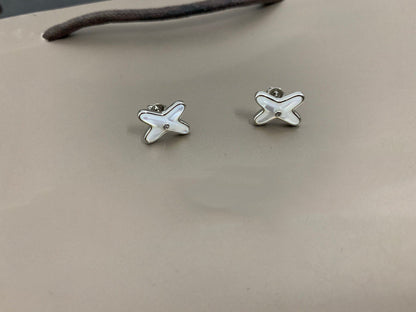 [ORA]JEUX DE WHITE MOP SILVER DIAMOND EARRINGS