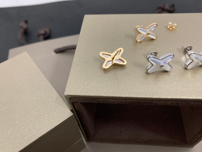 [ORA]JEUX DE WHITE MOP SILVER DIAMOND EARRINGS