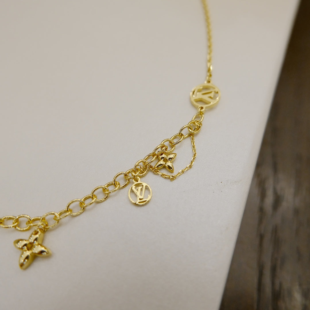 [ORA]BLOOMING SUPPLE NECKLACE BRASS