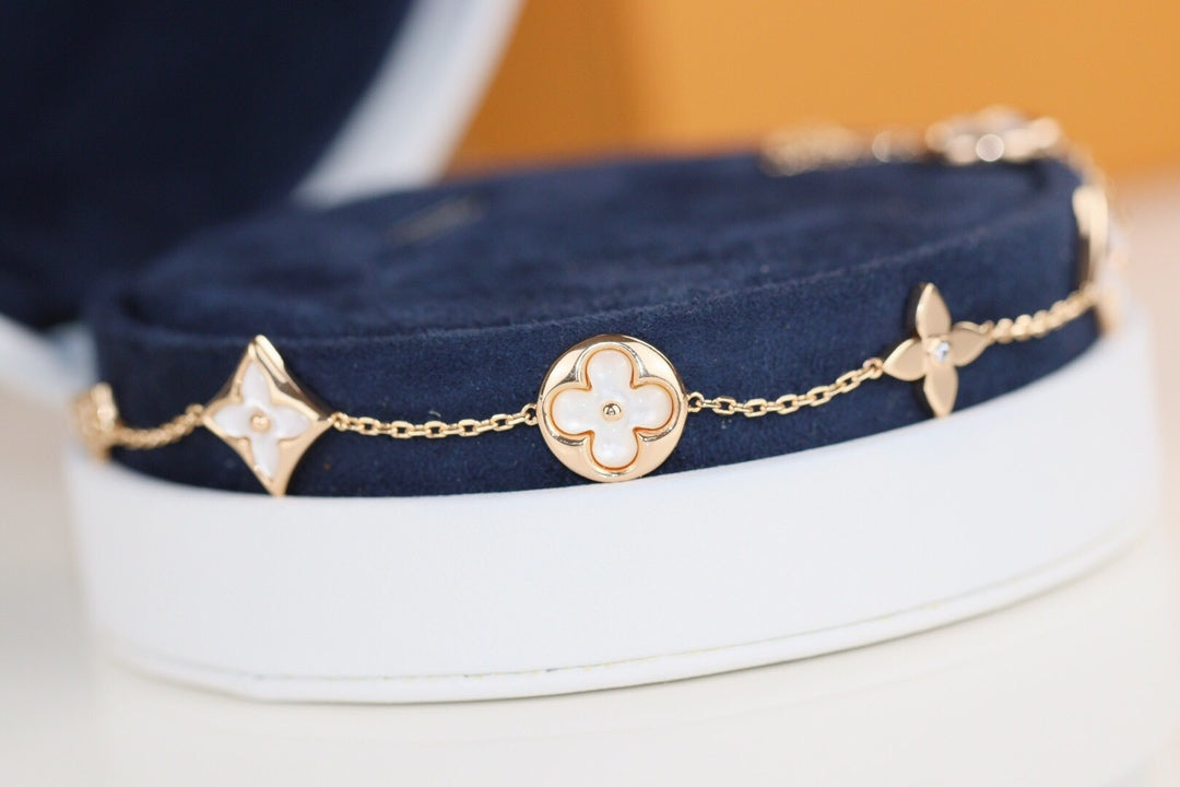 [ORA]LEAF CLOVER BRACELET
