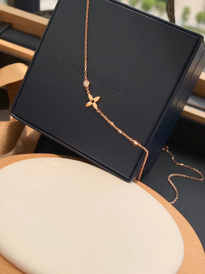 [ORA]BLOSSOM PENDANT PINK GOLD AND DIAMOND