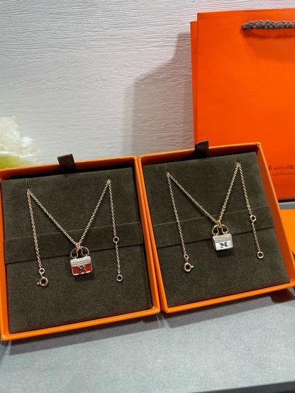 [ORA]H CIRCE MOISSANITE PENDANT NECKLACE GOLD