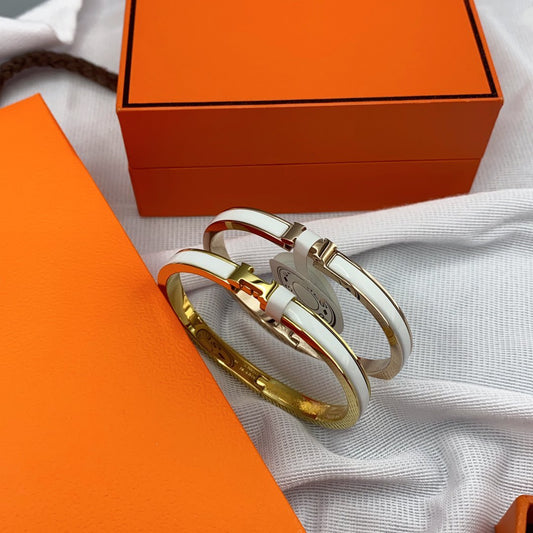 [ORA]CLASSIC HM CLIC WHITE 8MM ENAMEL BRACELET