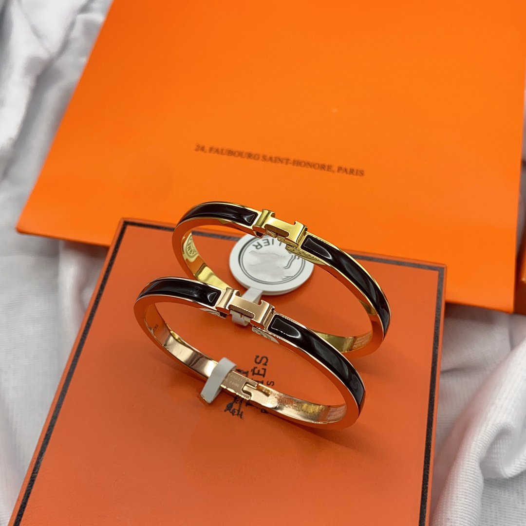 [ORA]CLASSIC HM CLIC BLACK 8MM ENAMEL BRACELET