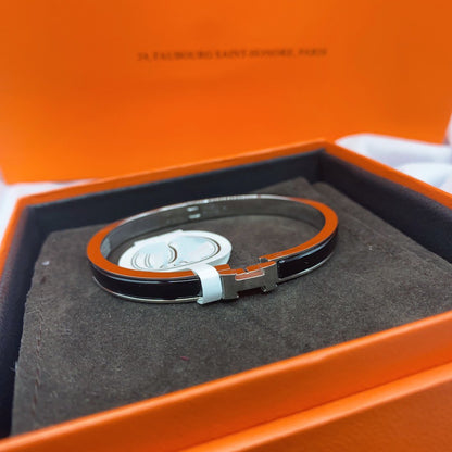 [ORA]CLASSIC HM CLIC BLACK 8MM ENAMEL BRACELET