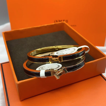 [ORA]CLASSIC HM CLIC BLACK 8MM ENAMEL BRACELET