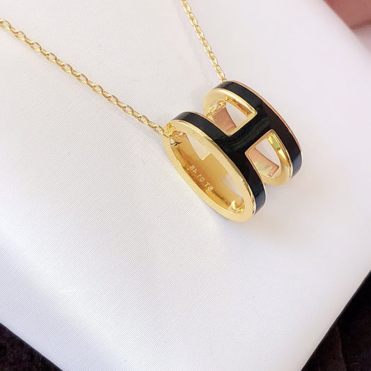 [ORA]HM CLIC BLACK ENAMEL GOLD NECKLACE