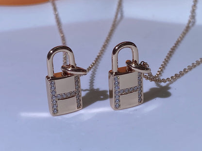 [ORA]HM ADVANCED NICHE LOCK HEAD NECKLACE DIAMONDS