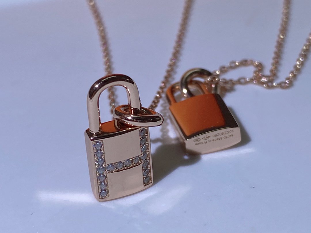[ORA]HM ADVANCED NICHE LOCK HEAD NECKLACE DIAMONDS