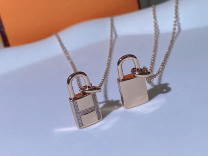 [ORA]HM ADVANCED NICHE LOCK HEAD NECKLACE DIAMONDS