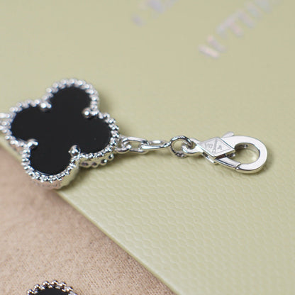 [ORA] CLOVER 5 MOTIF ONYXS BRACELET COLLECTION