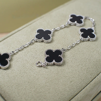 [ORA] CLOVER 5 MOTIF ONYXS BRACELET COLLECTION
