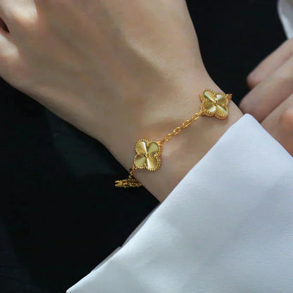 [ORA] CLOVER 5 MOTIF LASER BRACELET COLLECTION