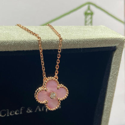 [ORA]CLOVER 15MM DIAMOND PINK MOP NECKLACE