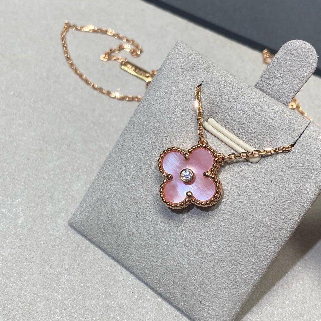 [ORA]CLOVER 15MM DIAMOND PINK MOP NECKLACE