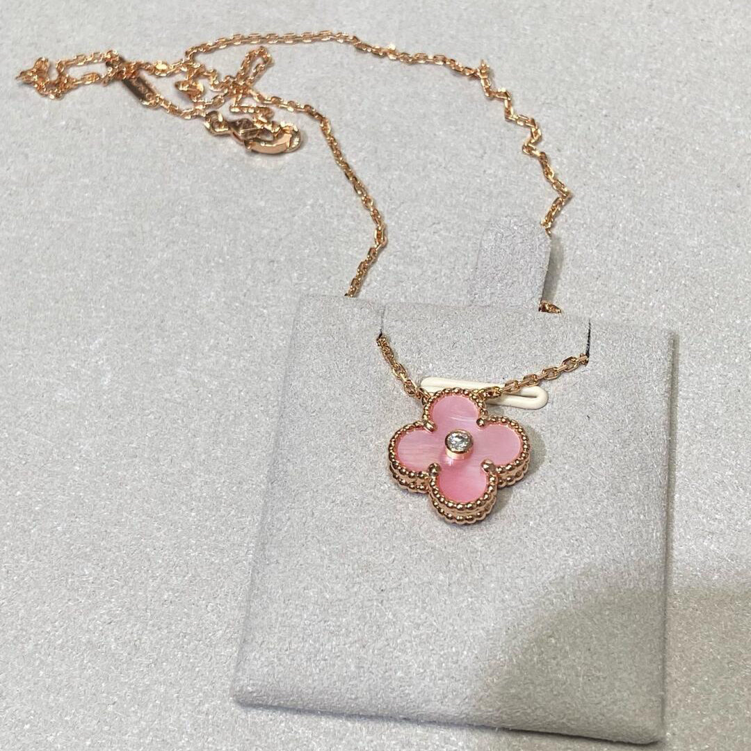 [ORA]CLOVER 15MM DIAMOND PINK MOP NECKLACE