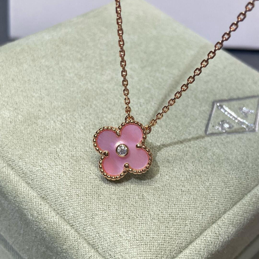 [ORA]CLOVER 15MM DIAMOND PINK MOP NECKLACE