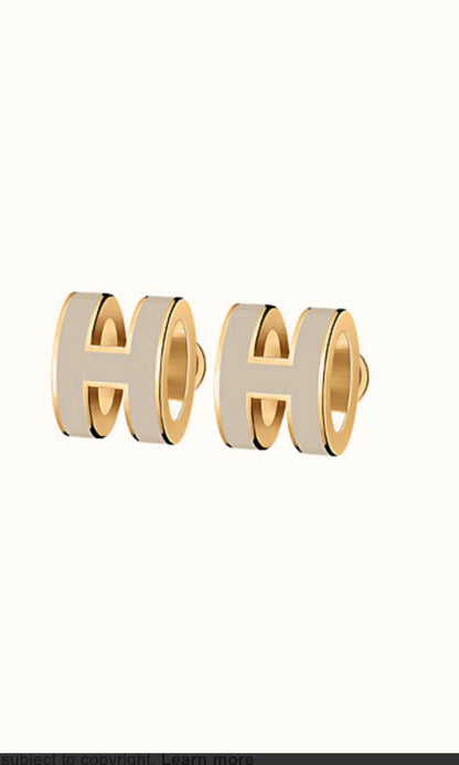 [ORA]MINI POP H GOLD EARRINGS GREY