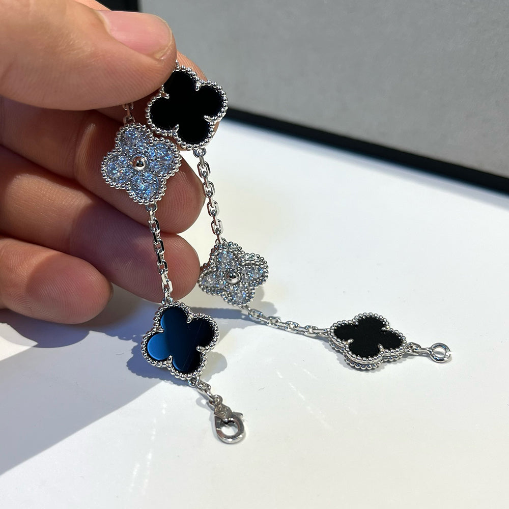 [ORA] CLOVER 5 MOTIF ONYXS BRACELET COLLECTION