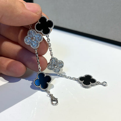 [ORA] CLOVER 5 MOTIF ONYXS BRACELET COLLECTION