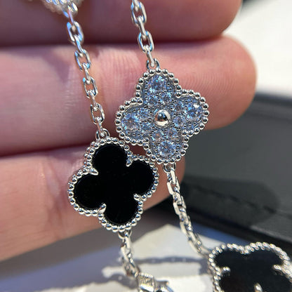 [ORA] CLOVER 5 MOTIF ONYXS BRACELET COLLECTION
